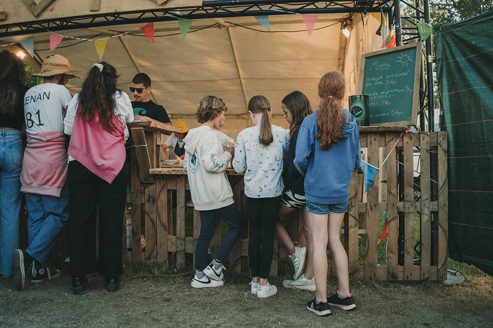 Enfants et restauration au festival horizons Finistère